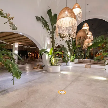 Ami-tai Luxury Honeymoon Отель *