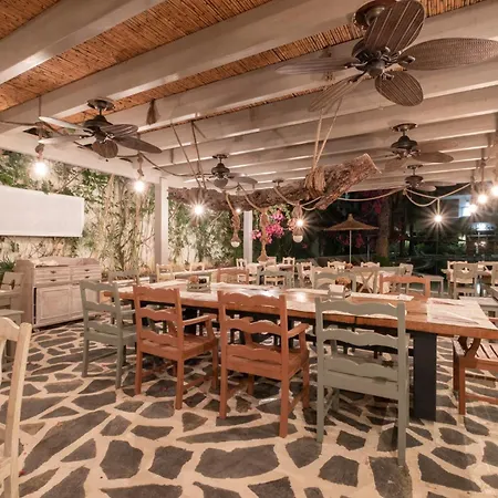 Отель Ami-tai Luxury Honeymoon