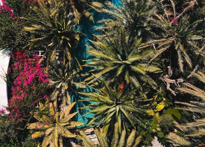 Ami-tai Luxury Honeymoon Отель