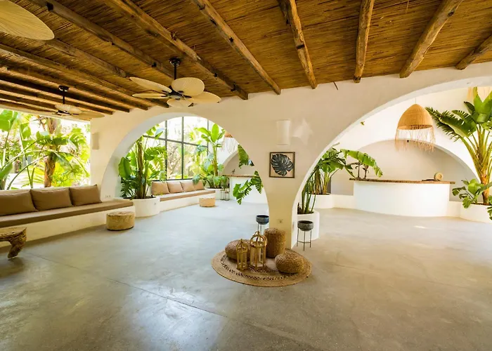 Ami-tai Luxury Honeymoon